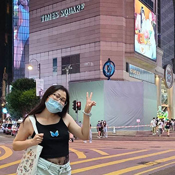 Amy Zhou in Times' Square, Hong Kong
