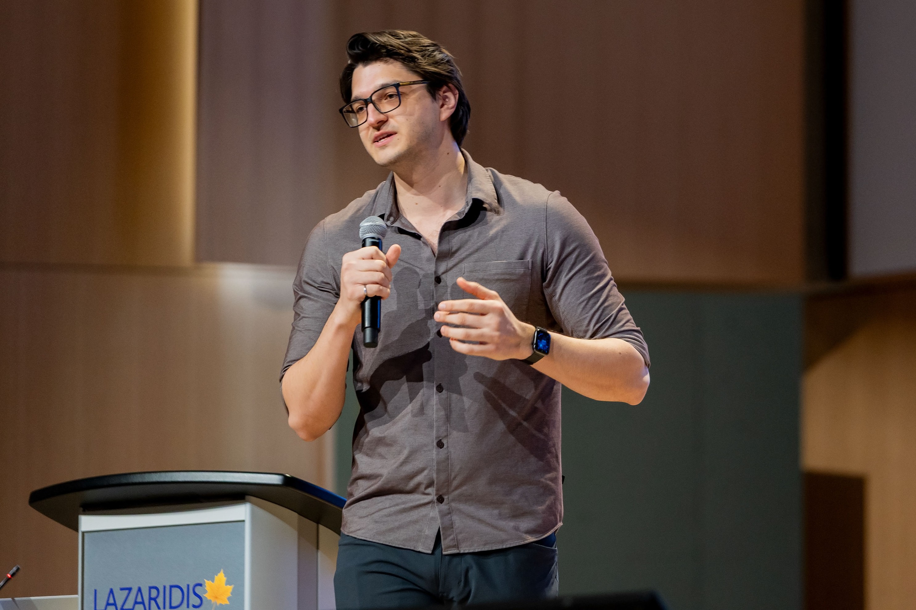 Connor Kapahi - Entangled Vision