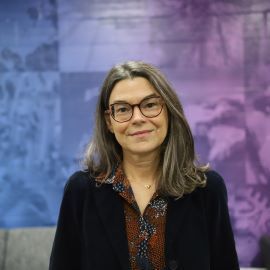 Spotlight story image pertaining to Purple leaf