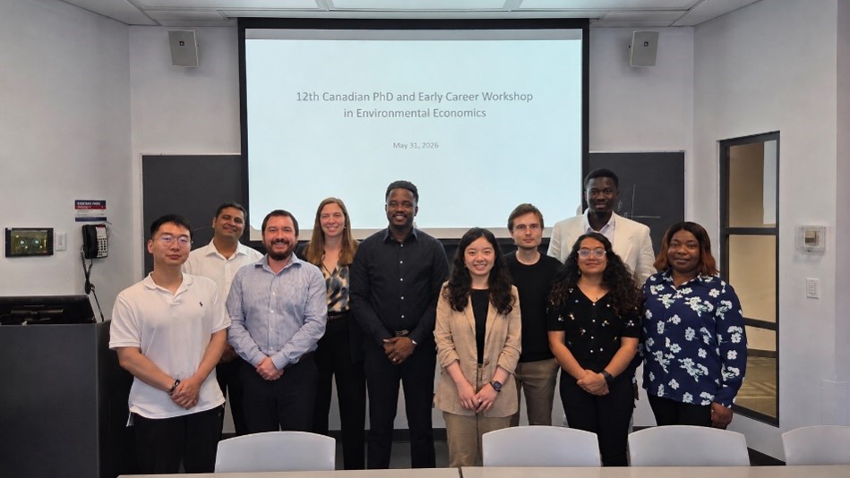 Nikolas Cook and participants of the 12th Canadian PhD and Early Career Workshop in Environmental Economics