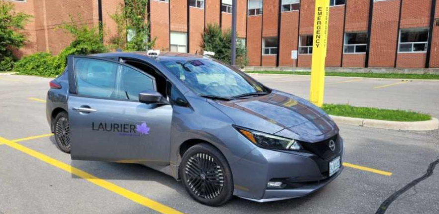 Laurier now uses License Plate Recognition (LPR) technology on the Waterloo campus.  LPR uses a camera to compare an image of a vehicle’s license plate to a list of vehicles with valid permits for that lot.   Multiple vehicles may be registered to your permit (at any one time), with one vehicle being permitted to park on campus at a time. Should both vehicles need to be on campus at the same time, the second car can be parked one of our paid lots or metered parking by using the Honk Mobile app.  